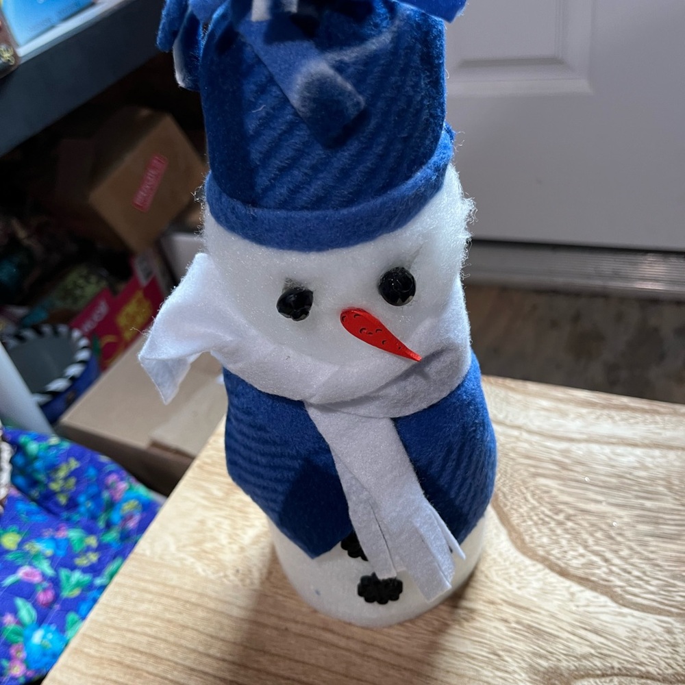 Homemade Penn State snow man